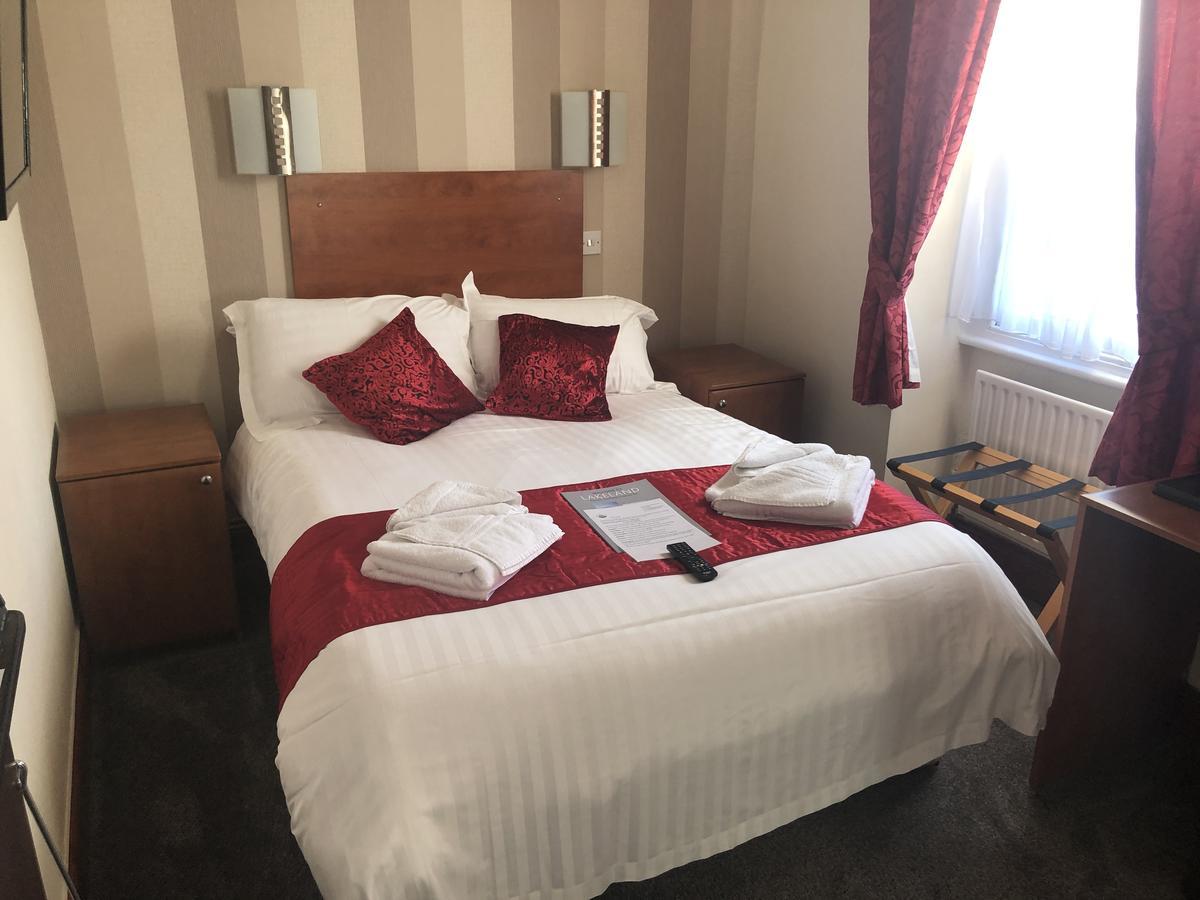 The Globe Inn 高斯福斯 外观 照片